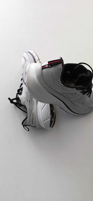Saucony Guide 18 оригинални маратонки