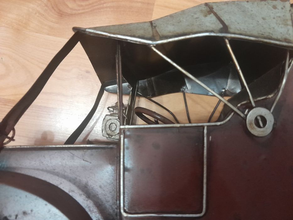 Mașinuță  handmade veche