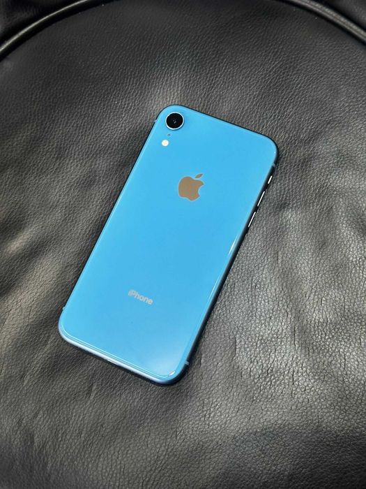 Iphone XR Blue/ White   64GB/ 256gb