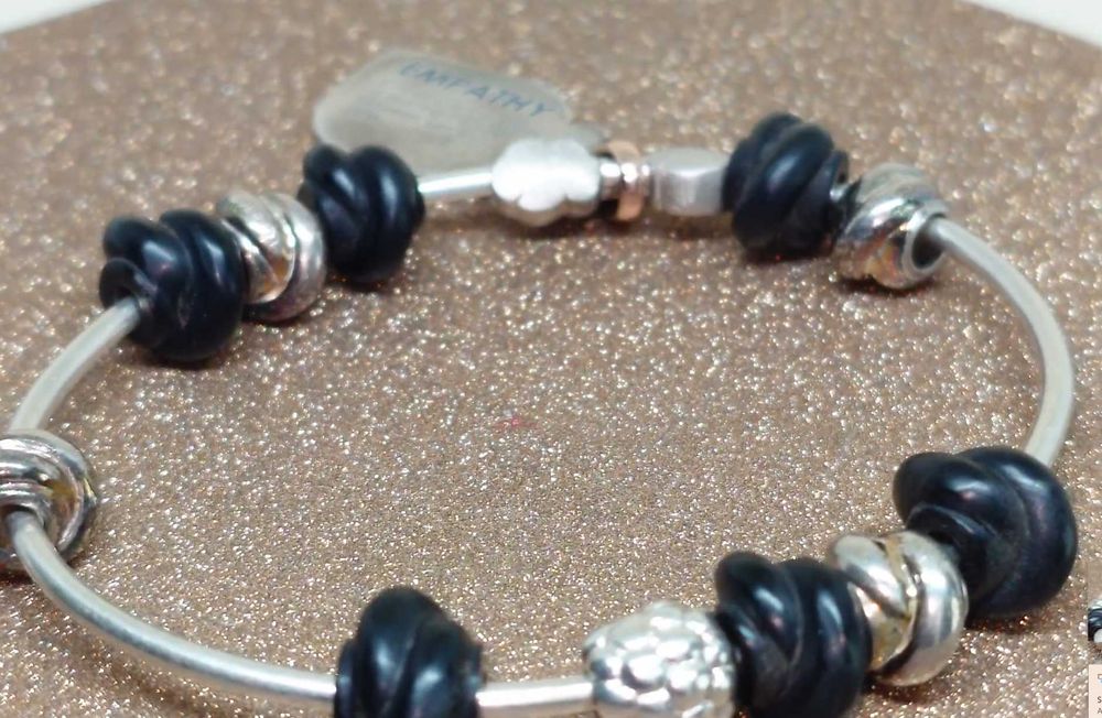 Brățară  Queriot + pandantiv EMPATHY din argint și aur roz 9k