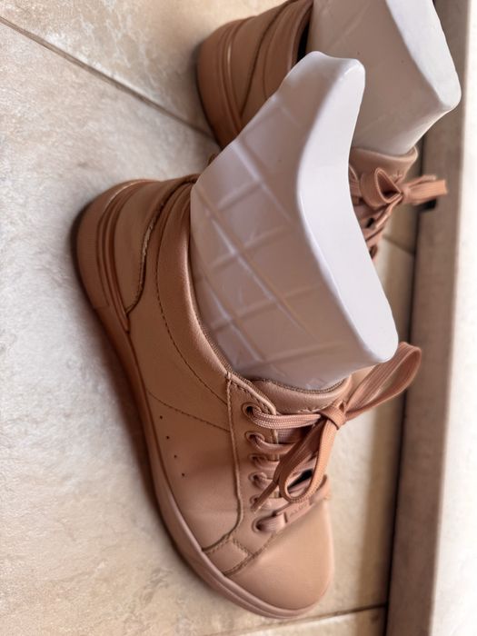 Обувки Aldo 38 номер - розово злато