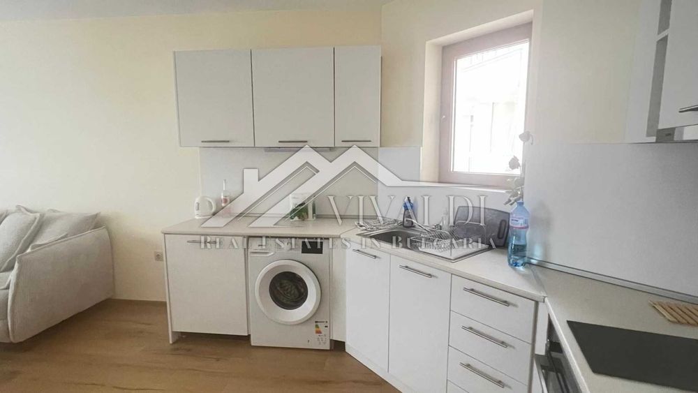 Дава се под наем Двустаен апартамент в Варна, Аспарухово - 70 кв.м за 700 € - Снимка #2