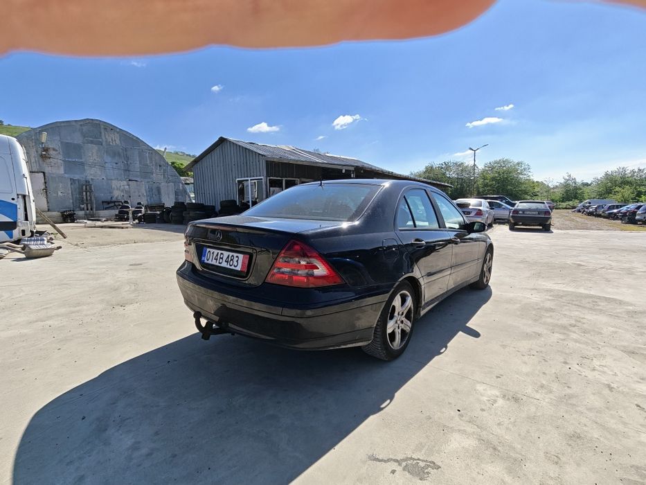 Mercedes C220 cdi 150k. На части