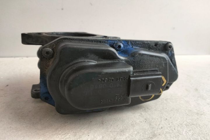 Supapa EGR CAG 03L131501G Volkswagen VW Passat B6 seria