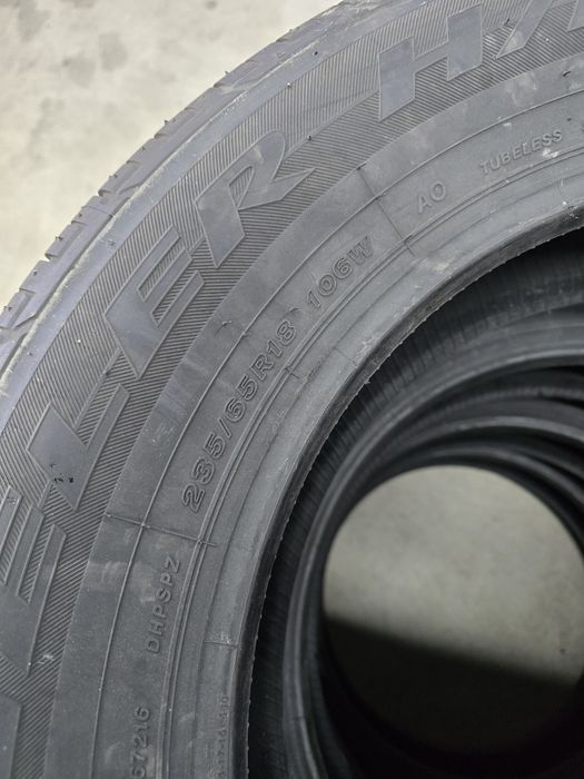 4 Броя 235/65/18 Bridgestone 8mm