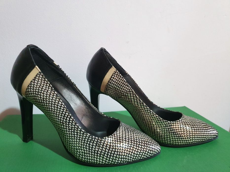 Pantofi eleganti, piele naturala