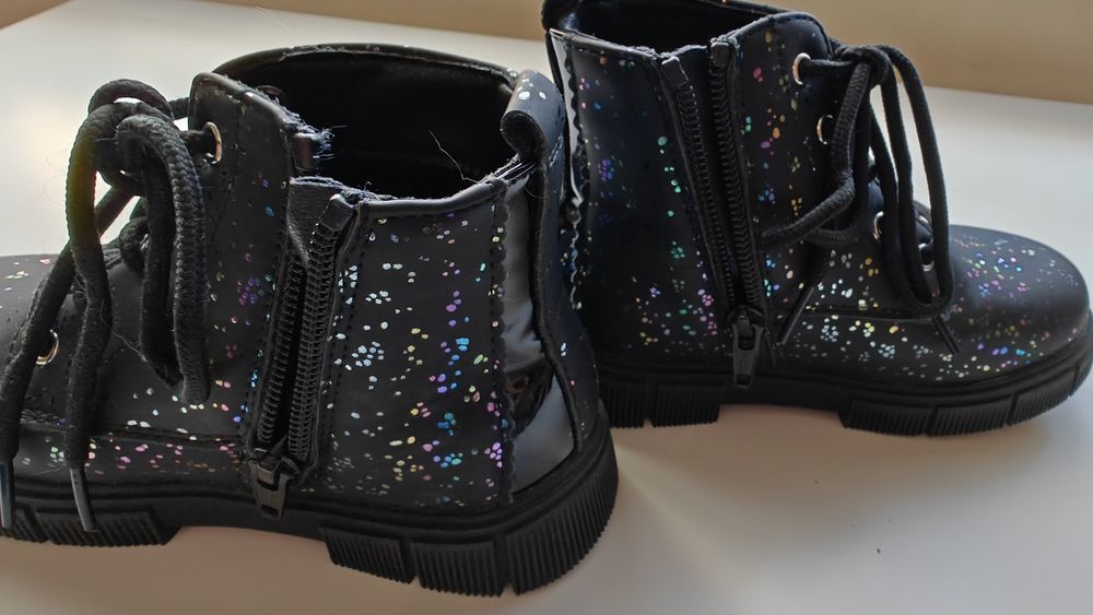 Детски боти 26 номер