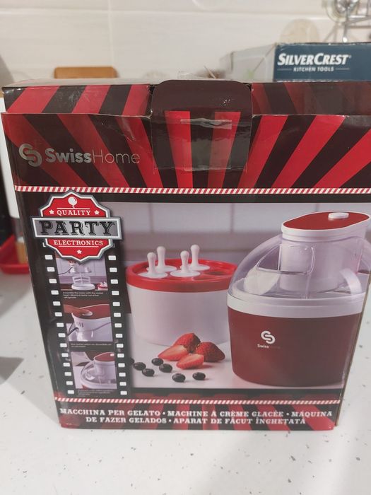 Aparat de inghetata pe bat