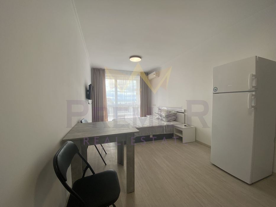 Продава се Едностаен апартамент в Свети Влас - 36 кв.м за 1556 €/кв.м - Снимка #1