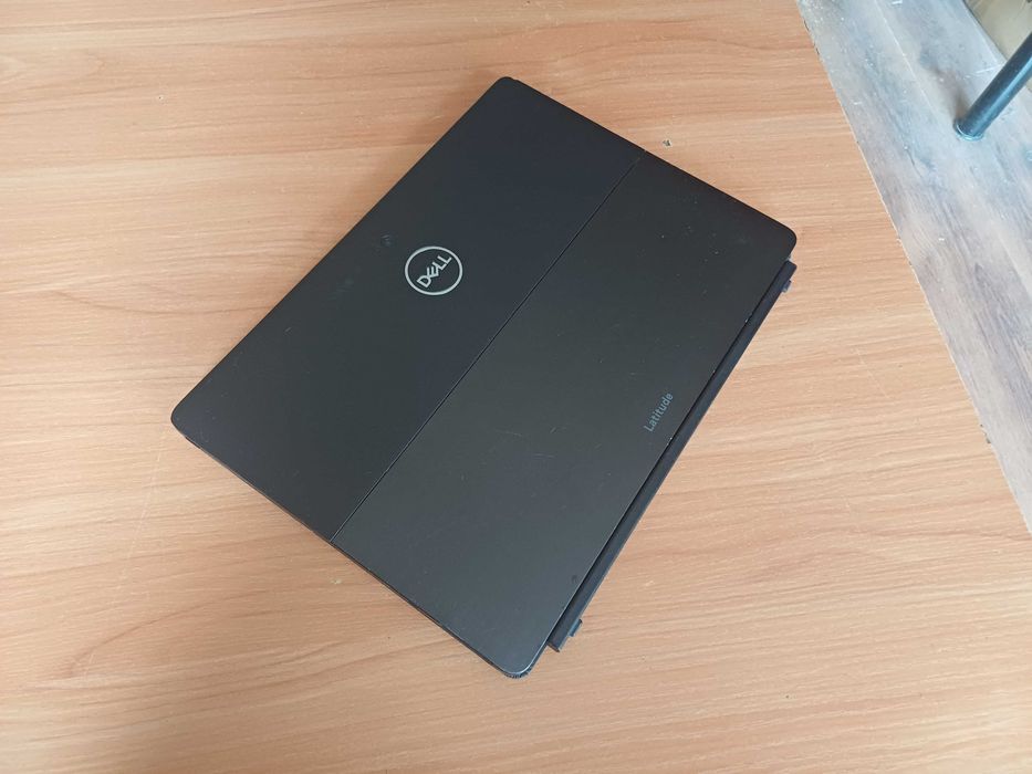 2 in 1 Dell Touch FHD IPS Core™i5-8th/8GB DDR4/256GB SSD NVme