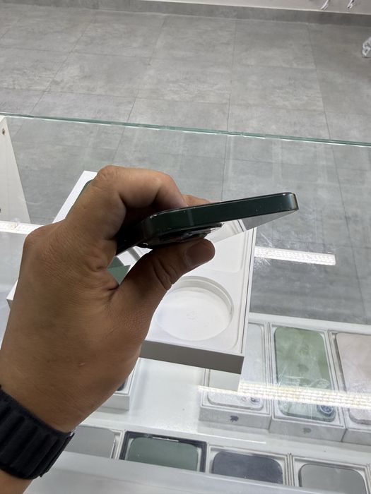 iphone 13 в хорошем состояний