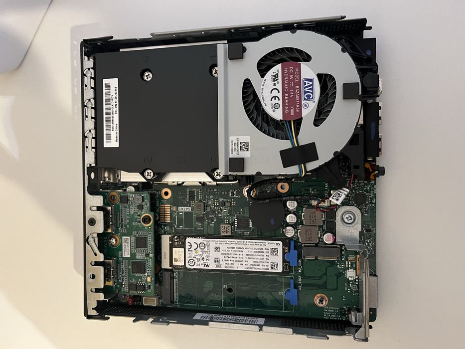 Mini pc Lenovo ryzen5-8500ge ddr5 M75q gen 5