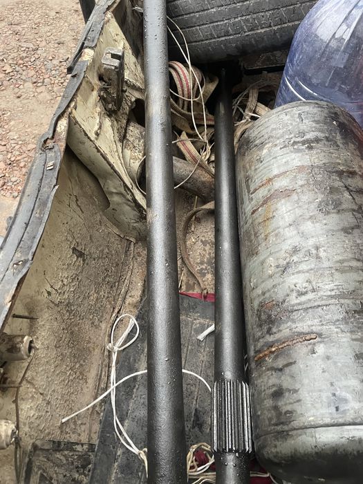 Половуслар сотилади