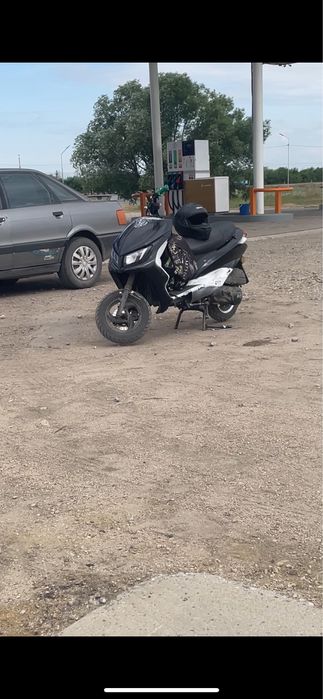 Скутер М8(150куб)