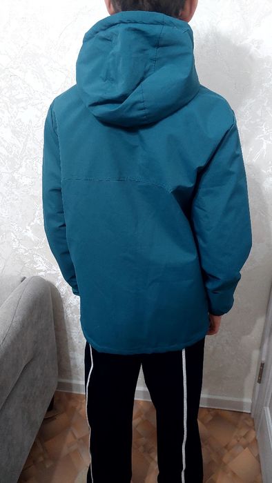 Продам куртку для мальчика 11-13лет