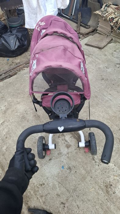 Vand cărucior pentru copii