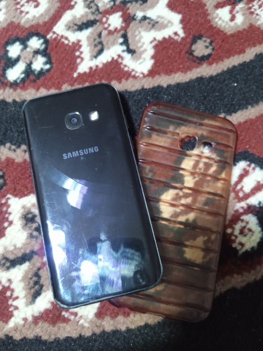 Samsung A3 16G yaxshi holatdagi

Holat