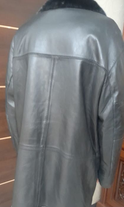 Продам мужскую дубленку