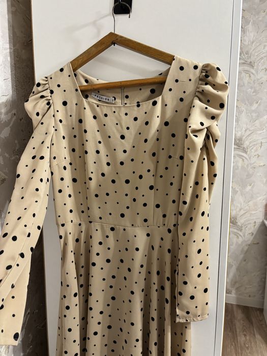 Платье, новое, всего за 4500!!