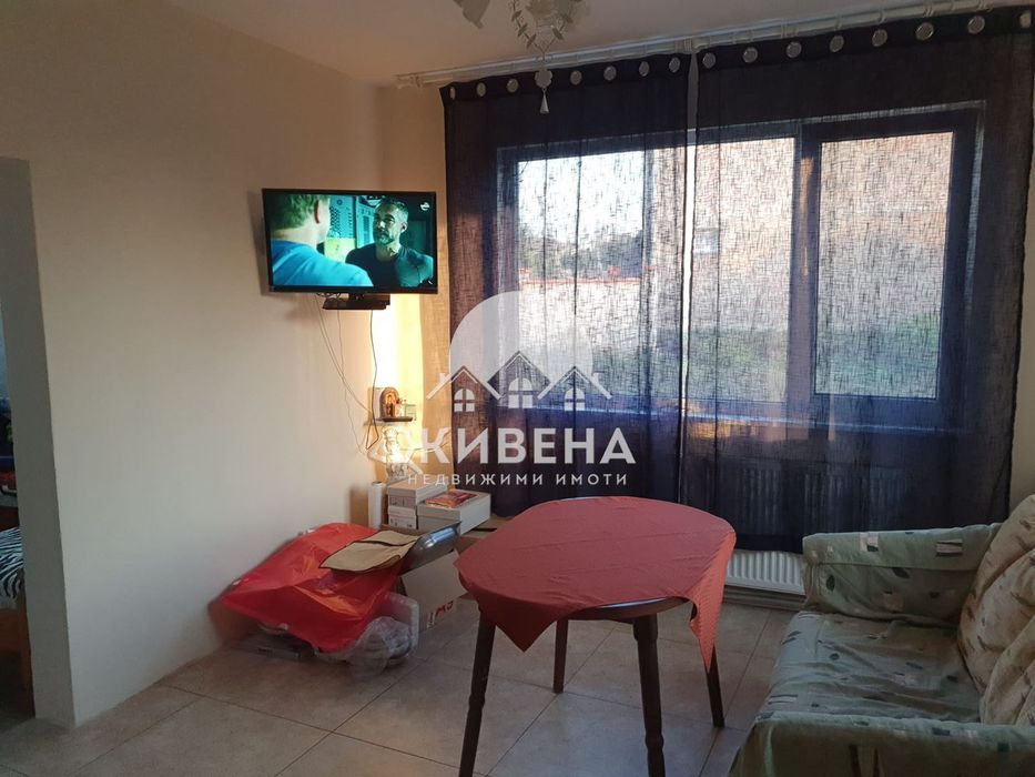 Продава обзаведена къща в с.Славеево, обл. Добрич