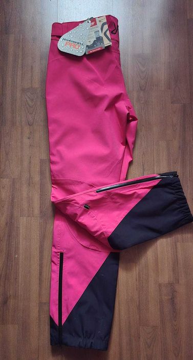 Pantaloni Ski/Snowboard dama RevolutionRace HyperShell Pro marime L