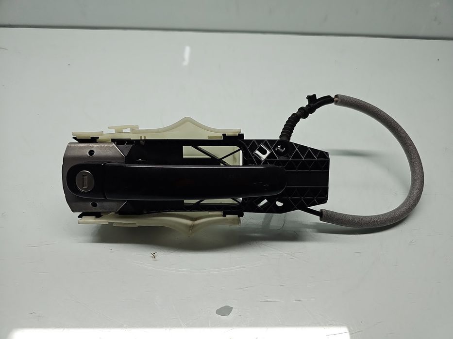 Maner usa dreapta fata Skoda Rapid (NH3) [Fabr 2012-2019] Fastback LF9