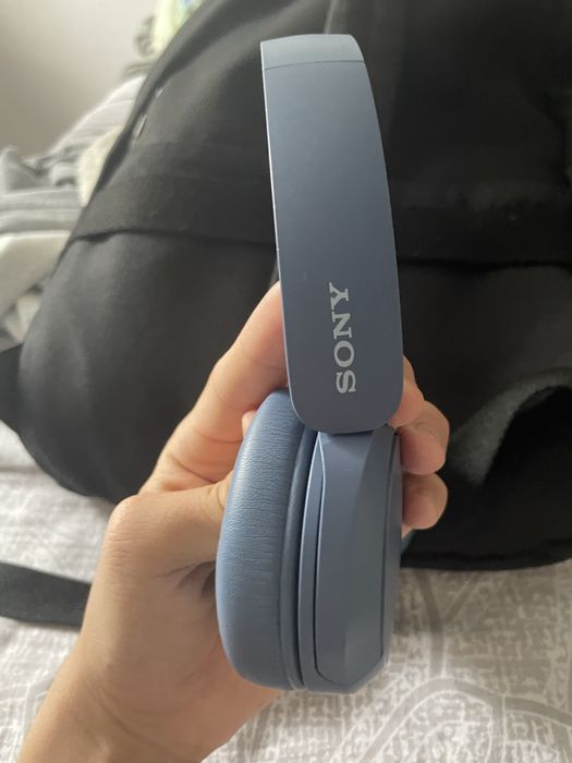 Нашуники sony голубые