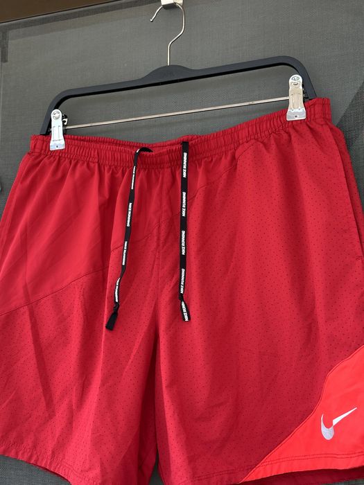 Мъжки къси панталони NIKE (Dri-FIT / Running) - размер L, Отлично състояние