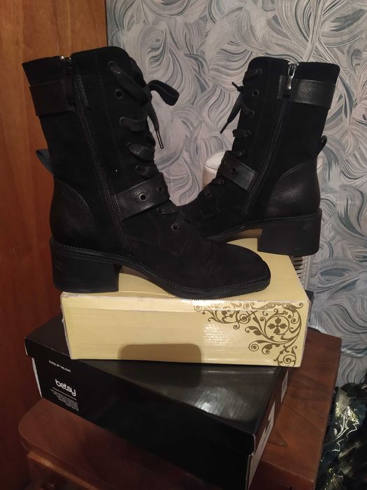 Дамски боти на Fashion Days 38 номер