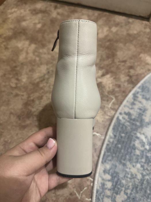 Кожаные ботильоны