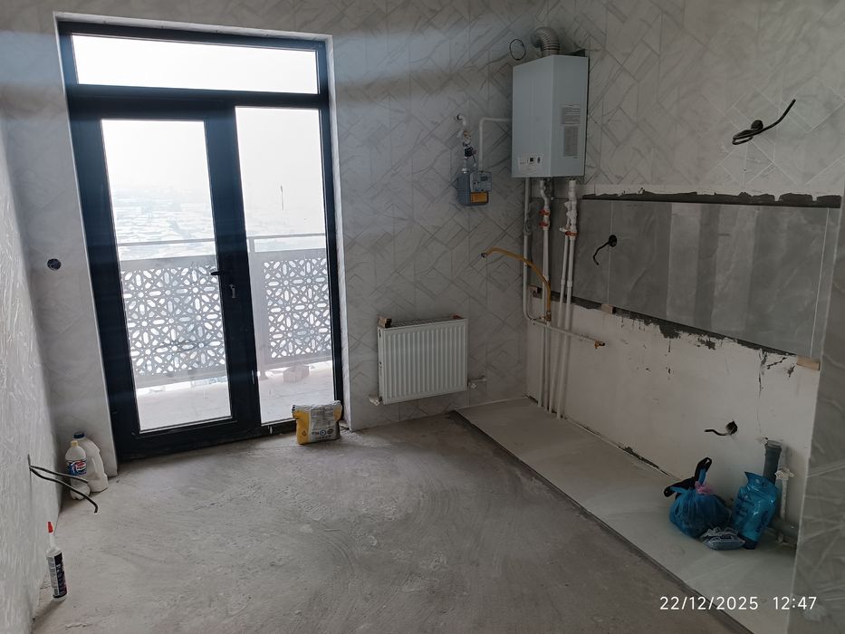 Kvartira sotiladi 2 xona