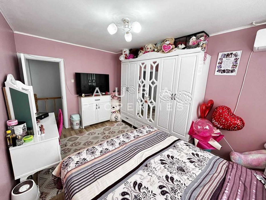 Продава се Четиристаен апартамент в Разград, Освобождение - 125 кв.м за 1020 €/кв.м - Снимка #11