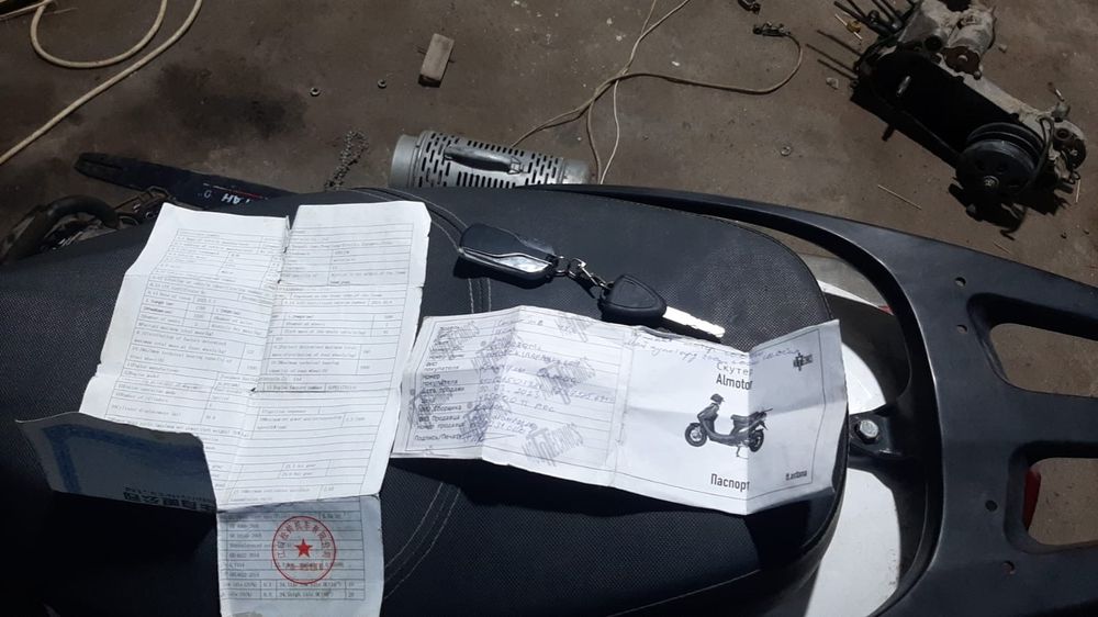 Продам м8 пробег 1654