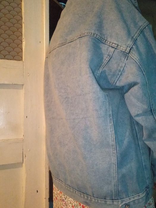 Джинсовка новая..