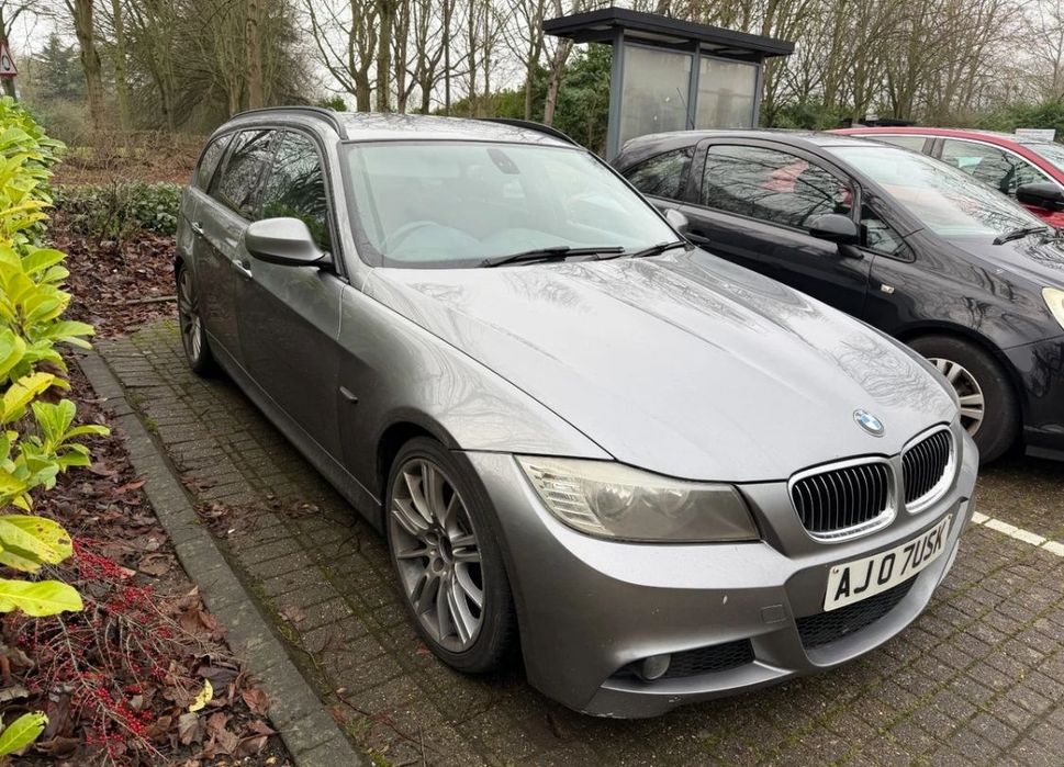 Vand kit m bara fata spate bmw f10 f11 x5 e70 x1 e90 e91 e87 e92