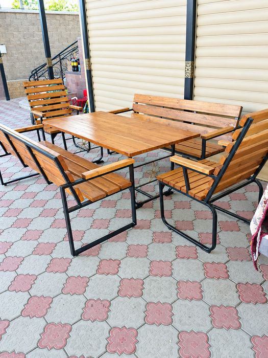 скамейки, столы 2×1м, кресло
