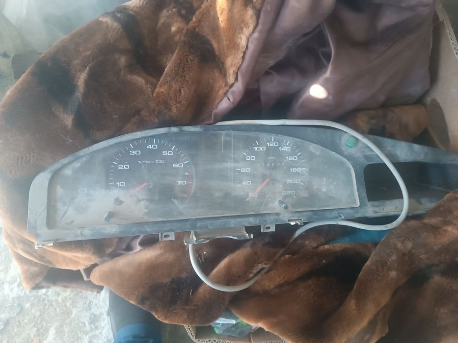 Запчасти на Ауди 100 С3