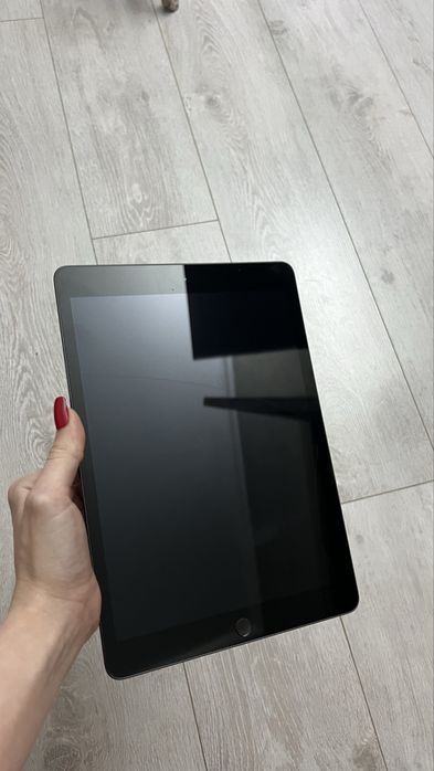 Продаю IPad, в хорошем состояние