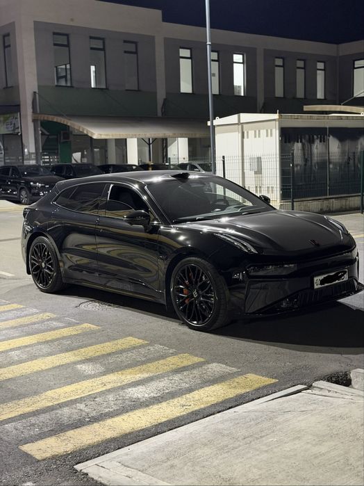 Zeekr 001 2024 — 2