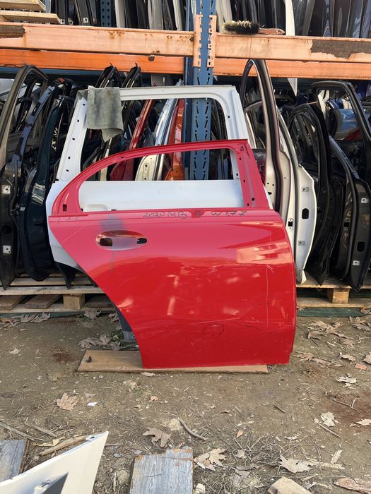 Mercedes benz A w177 задна зясна врата