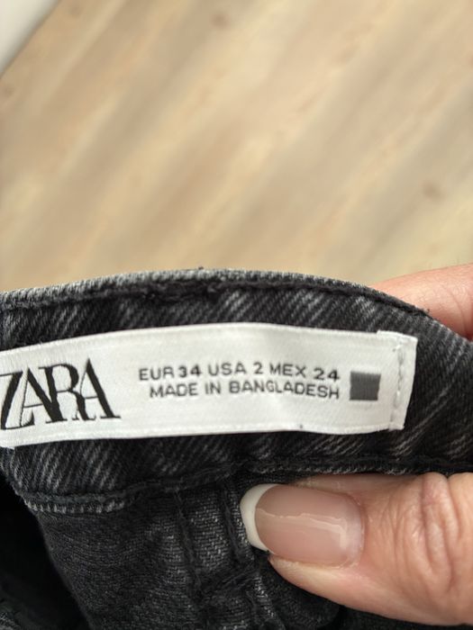 Дънкови черни панталонки ZARA ном.24