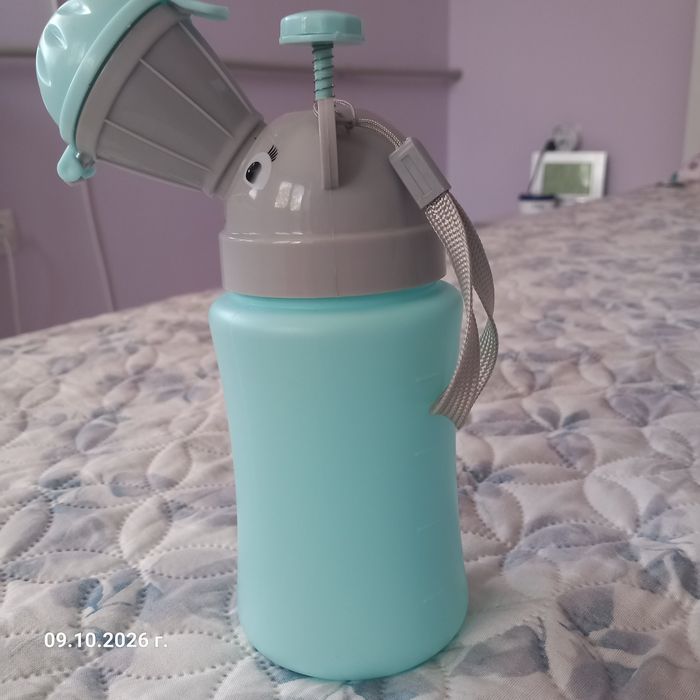 Продавам преносим писоар.  Цена 5 €.