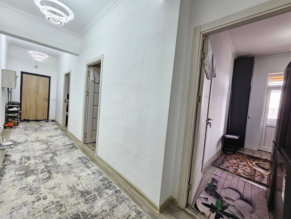 Янги Хаёт туман Янги дархонда 3 хона + террассали квартира сотилади