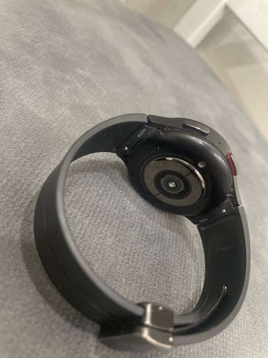 SAMSUNG Galaxy Watch5 Pro