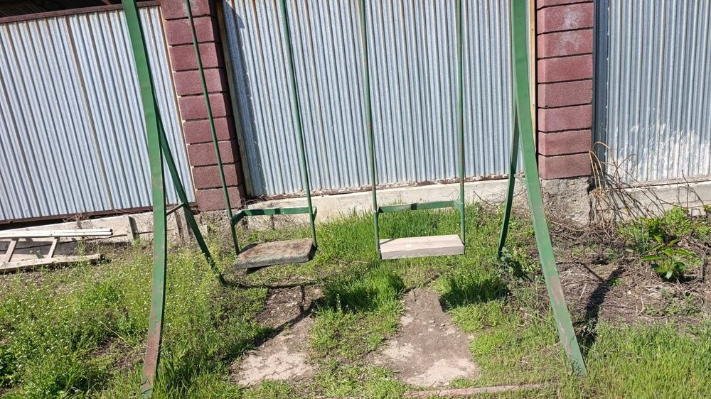 Качеля железная на двоих