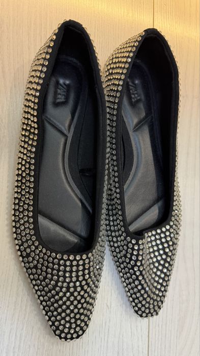 Туфли на низком каблуке