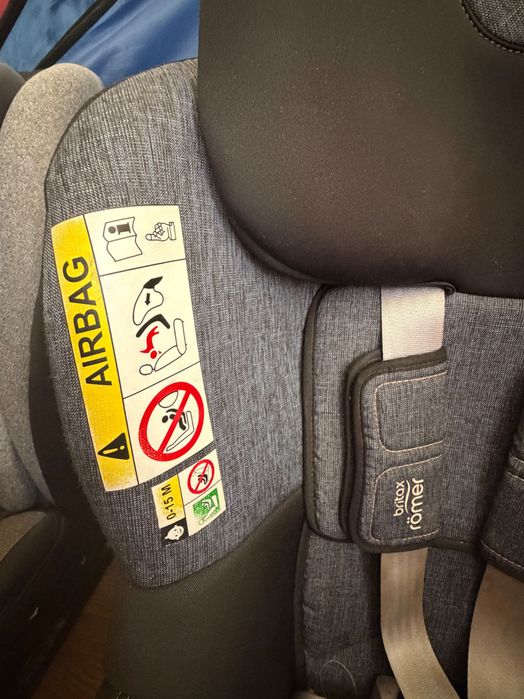 Scaun auto pentru copii Britax Römer, rotativ, cu bază ISOFIX,