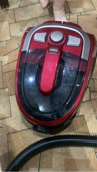 Продам пылесос!!!