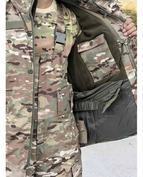 Продам бушлат с ватником новый 48 размер рост 4