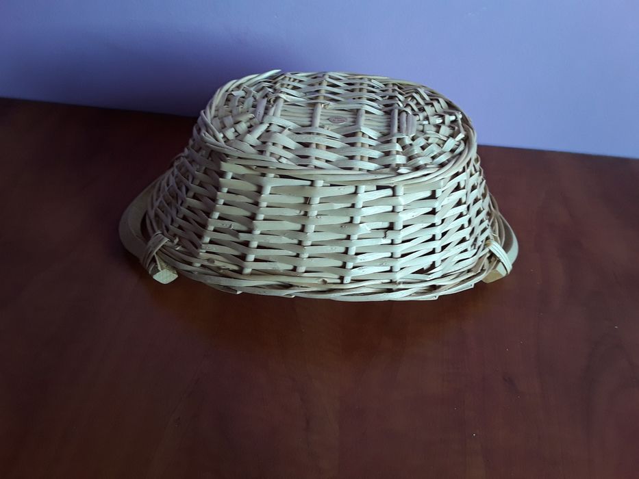 Vând Coș Decorativ